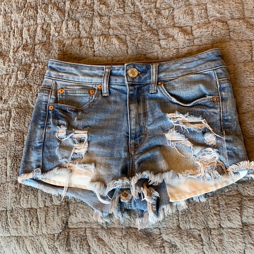 American eagle jean shorts!